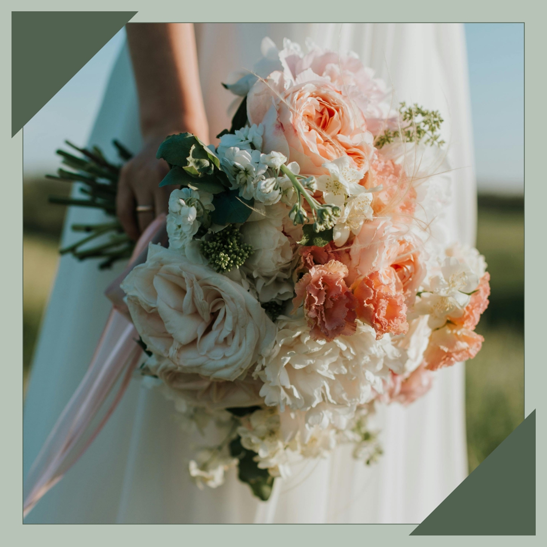 ramo de bodas rosas de diferentes tonos